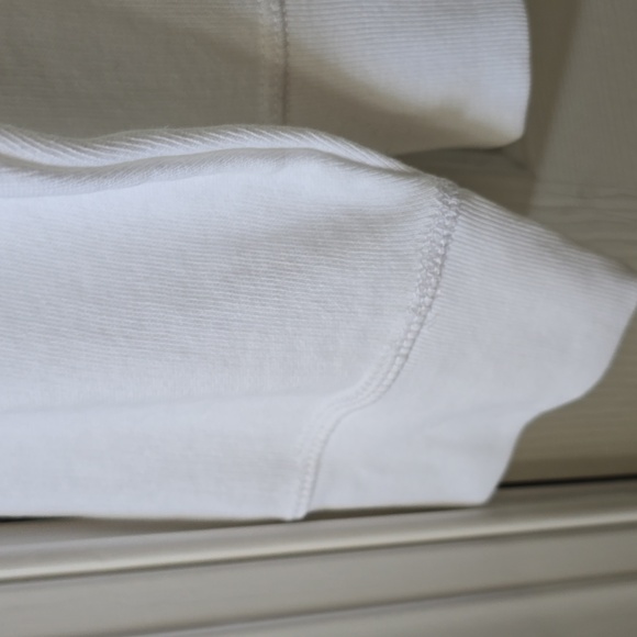 LEVI'S BRAND SIGNATURE WOMENS LONG SLEEVES WHITE SWEATSHIRT LARGE - Picture 5 of 15